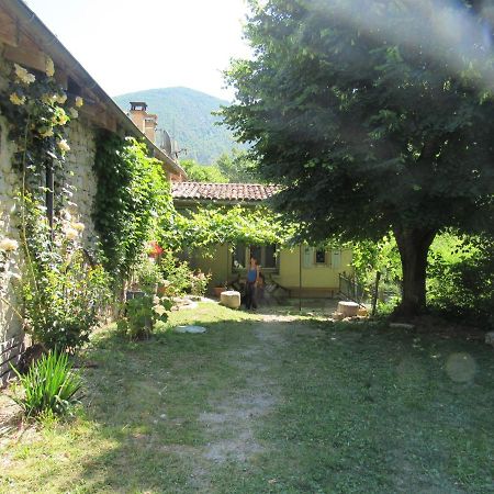مبيت وإفطار Pradelle Le Moulin المظهر الخارجي الصورة