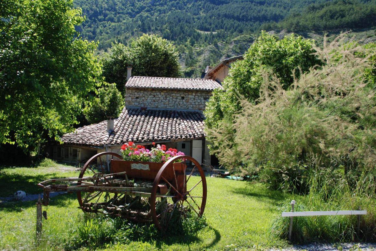 مبيت وإفطار Pradelle Le Moulin المظهر الخارجي الصورة