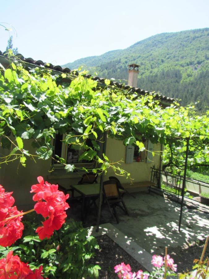 مبيت وإفطار Pradelle Le Moulin المظهر الخارجي الصورة